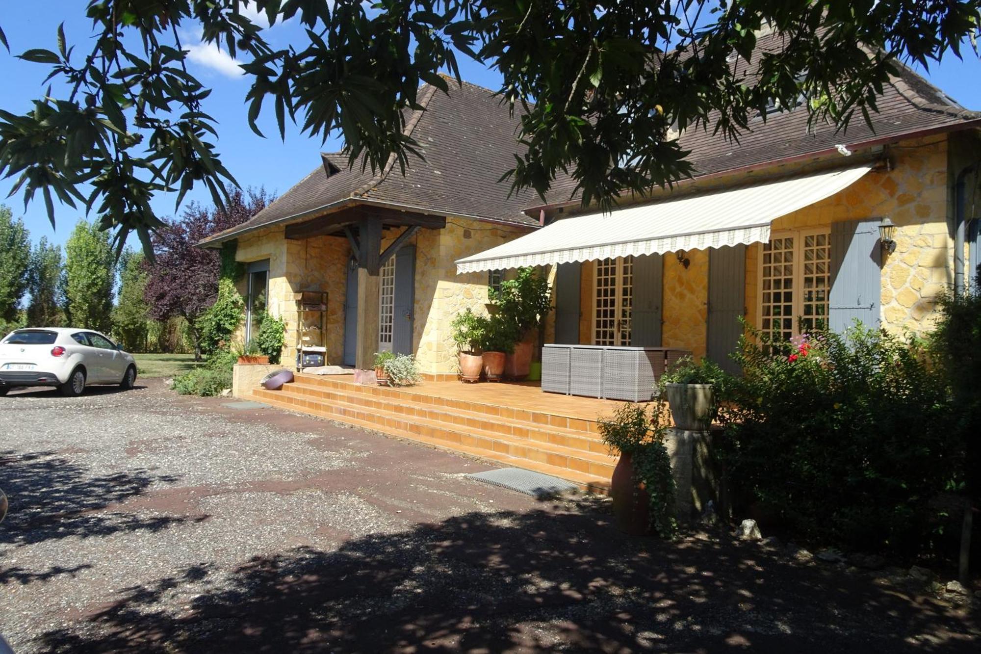 Suite Privee Dans Spacieuse Maison Du Perigord, Avec Piscine Bergerac Ngoại thất bức ảnh