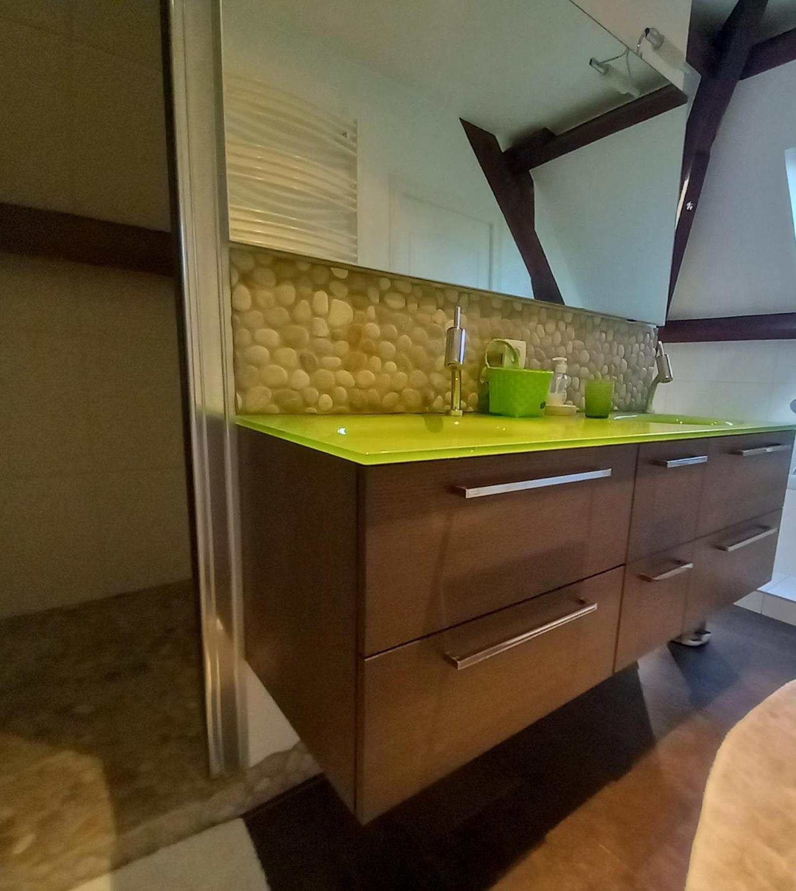 Suite Privee Dans Spacieuse Maison Du Perigord, Avec Piscine Bergerac Ngoại thất bức ảnh